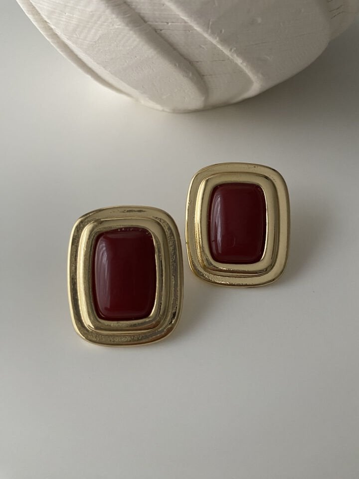 Gold Çerçeveli Bordo Kemik Küpe