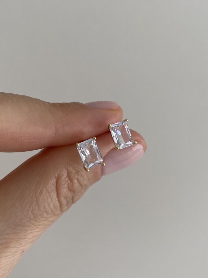 Özel Seri Kristal Baget Tektaş Minimal Küpe Gold 4mm