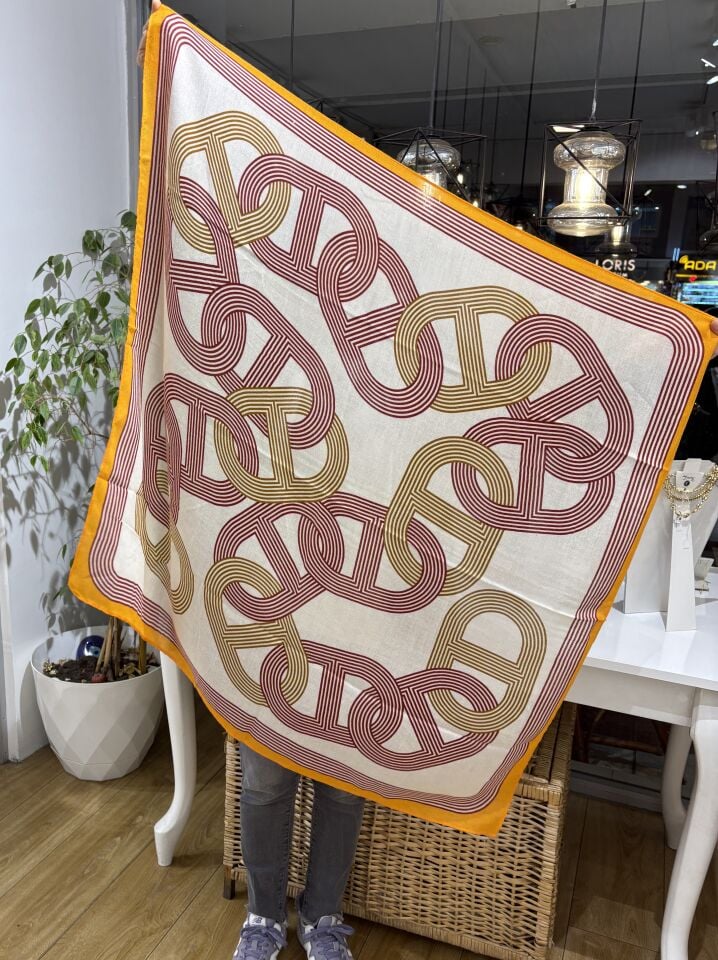 Desenli 90*90 Pamuklu Eşarp Şal