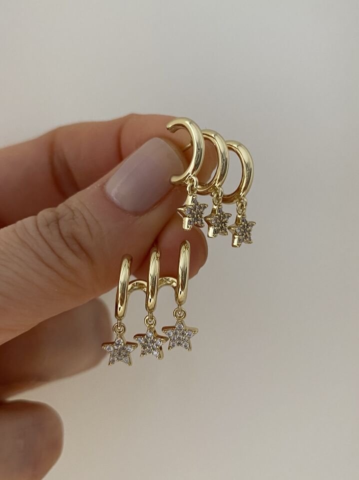 Çoklu Görünümlü Sallantılı Taşlı Yıldız Küpe