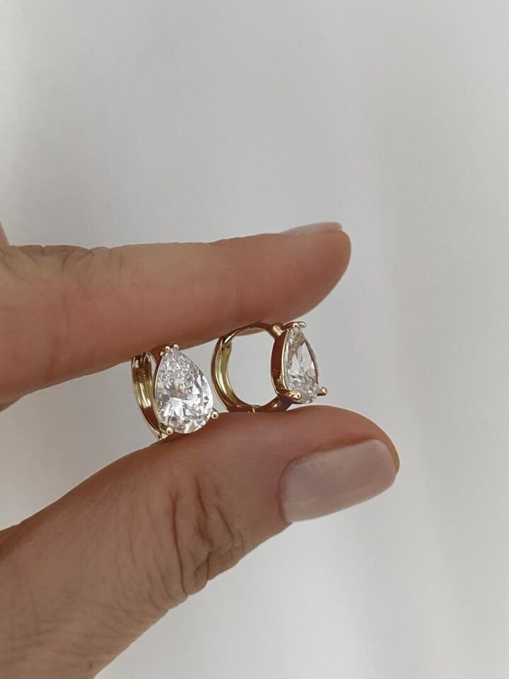 “Özel Seri” Minimal Damla Taşlı Halka Küpe