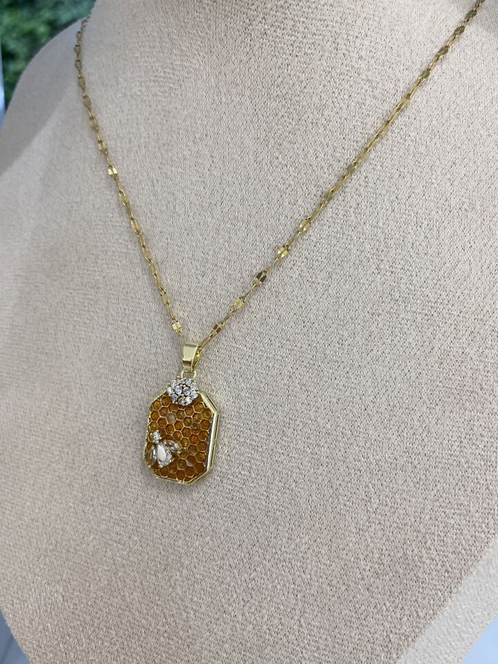 Altın Kaplama Taşlı Arı Detaylı Petek Kolye (45cm+ek)