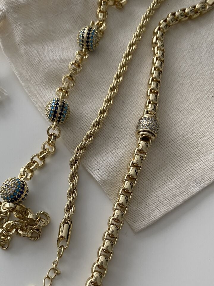 Ortası Döner Top Detaylı Arnavut Bileklik