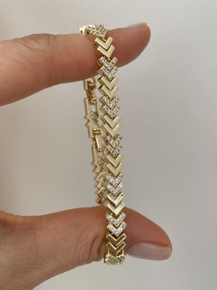 Taşlı Kılçık Model Bileklik