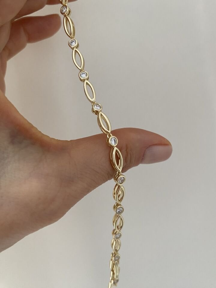 Sıralı Yuvarlak Taşlı Yaprak Bileklik