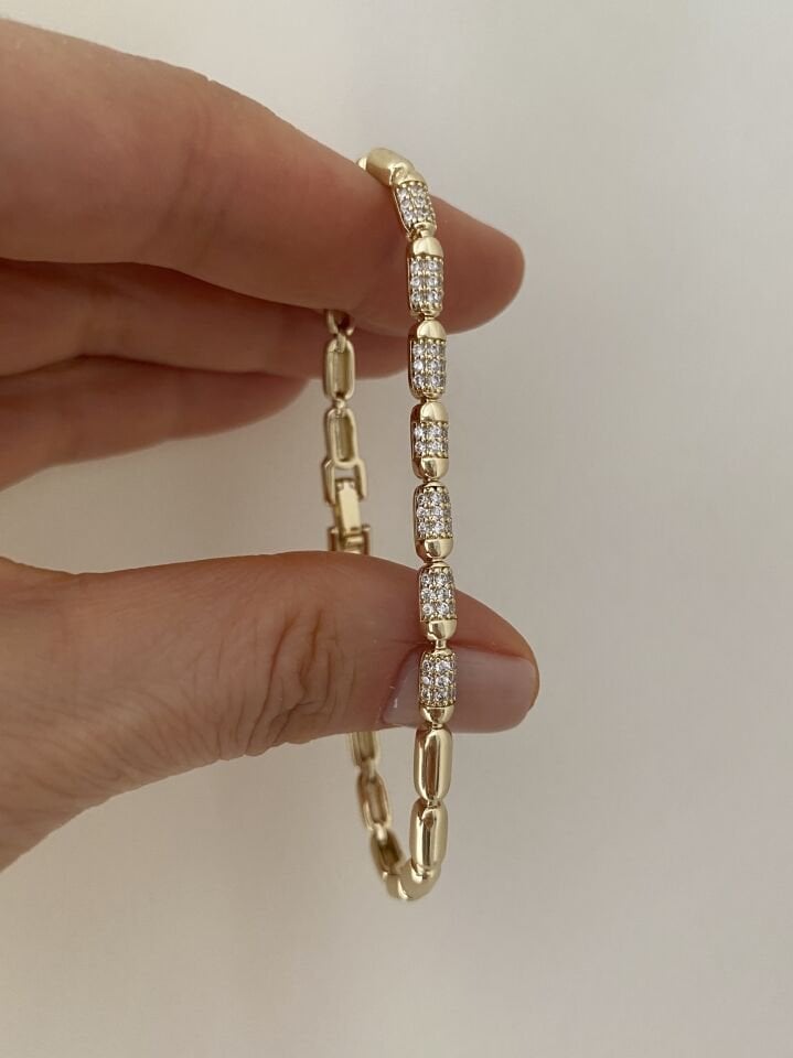 Gömme Zirkon Detaylı Dolgulu Oval Bileklik