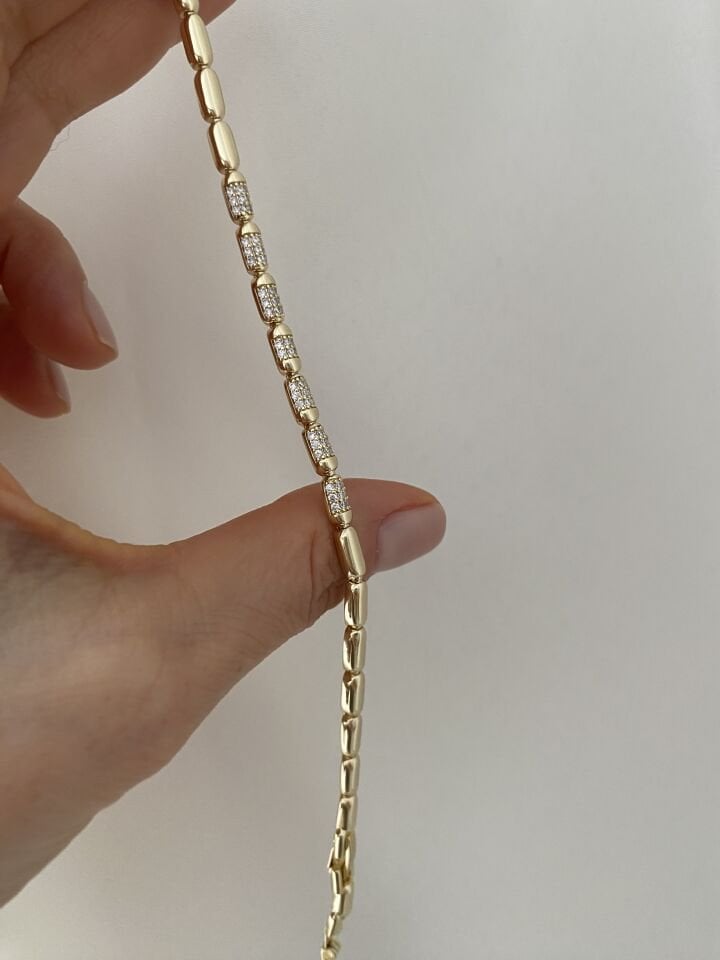 Gömme Zirkon Detaylı Dolgulu Oval Bileklik