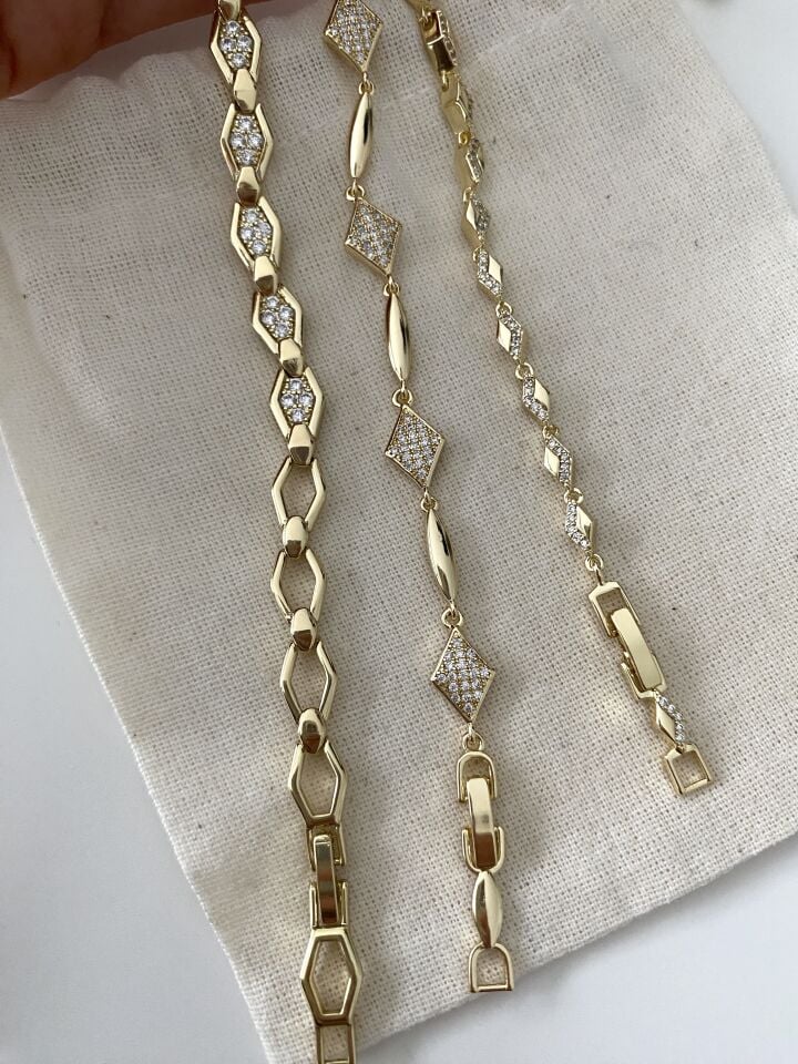 Gömme Taşlı Baklava Model Bileklik