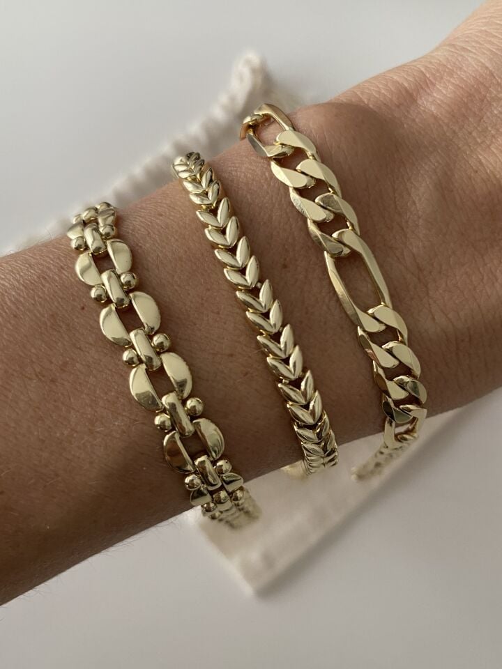 Çivi Detay Halka Bileklik