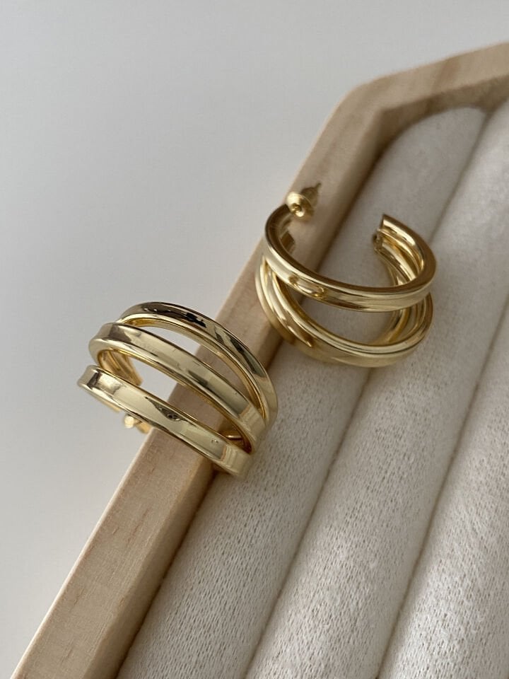 Çoklu Görünümlü Boru Küpe