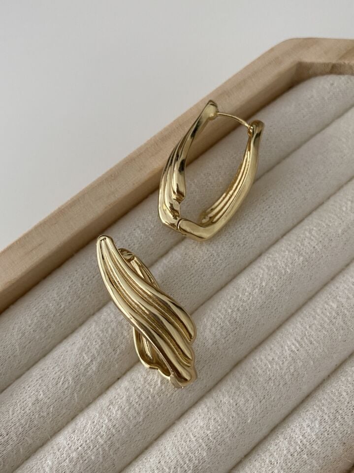 Çift Yönlü Dalga Desen Halka Küpe