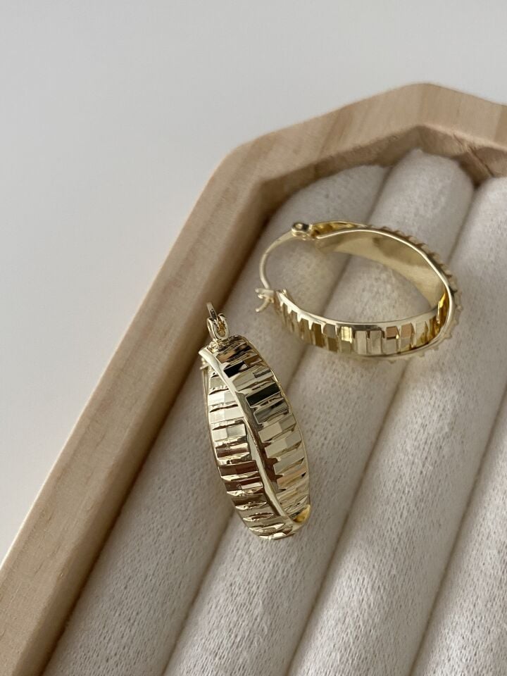 Lazer Kesim Oval Halka Küpe