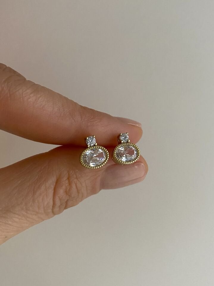 “Özel Seri” Minimal Tek Taşlı Kristal Oval Küpe