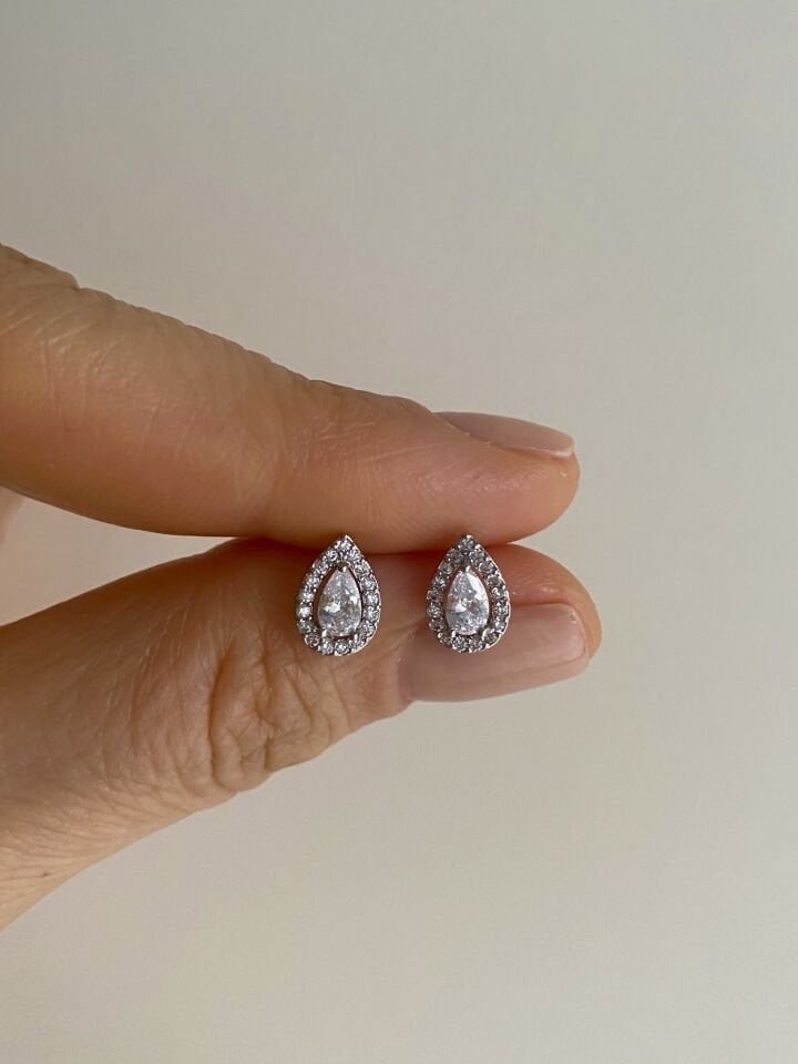 “Özel Seri” Minimal Damla Model Kristal Küpe