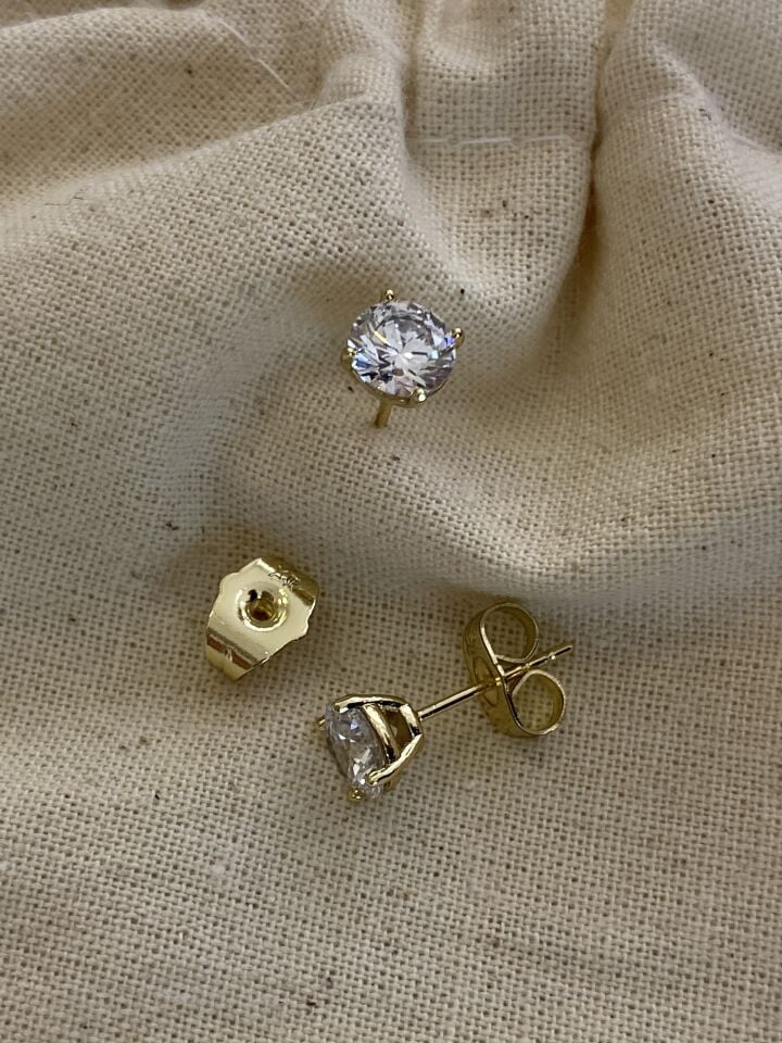 “Özel Seri” Minimal Dört Tırnaklı Tek Taş Küpe Gold  (6mm)